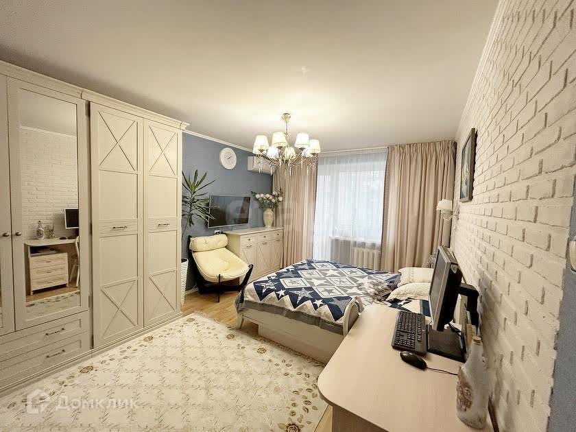 Продаётся 2-комнатная квартира, 64 м²