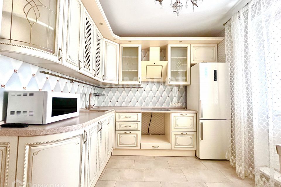 Продаётся 1-комнатная квартира, 40.4 м²