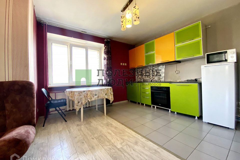 Продаётся 1-комнатная квартира, 49 м²