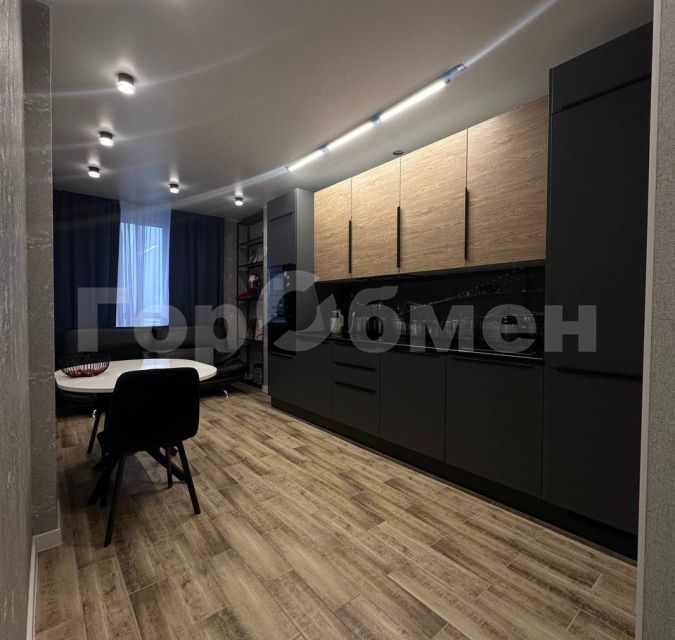 Продаётся 1-комнатная квартира, 37.9 м²