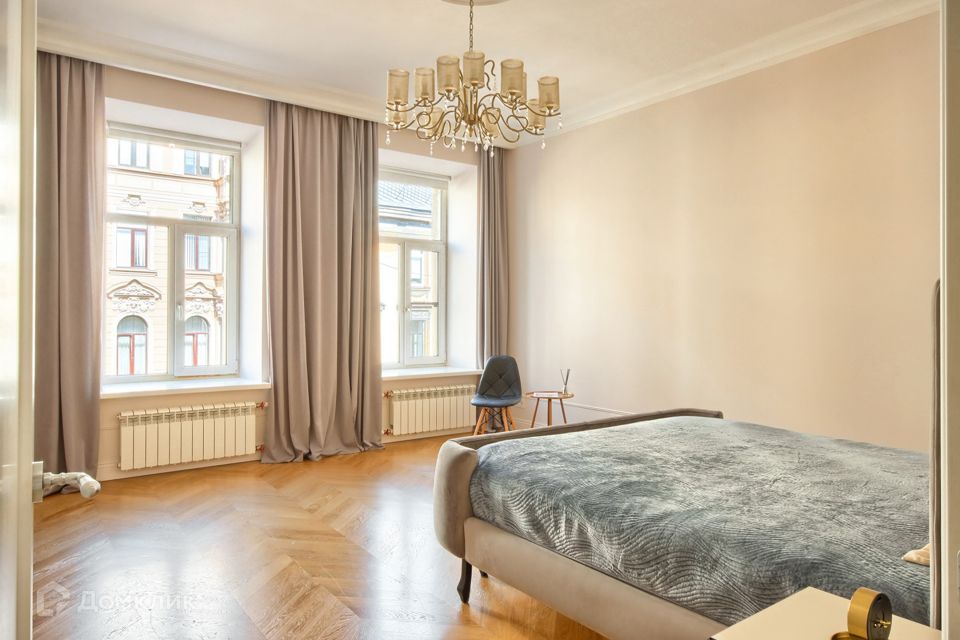 Продаётся 2-комнатная квартира, 102 м²