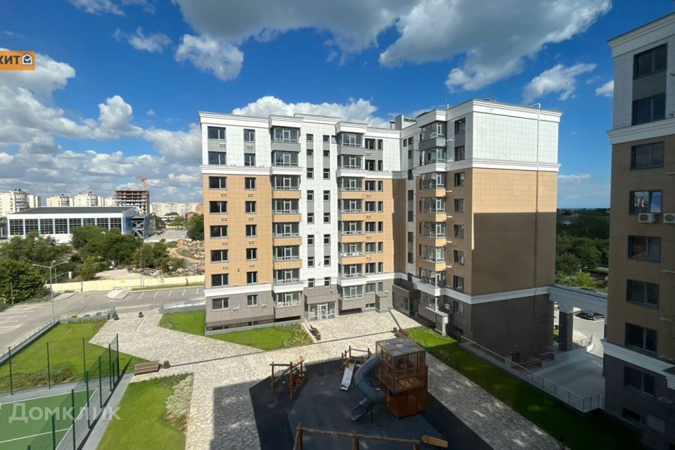 Продаётся 2-комнатная квартира, 77.6 м²