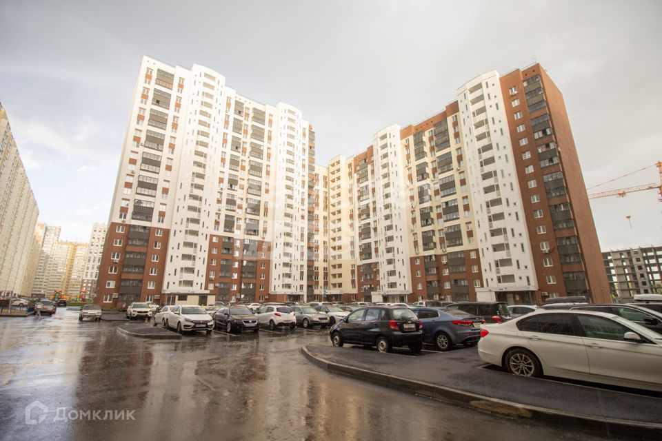 Продаётся 1-комнатная квартира, 40.7 м²