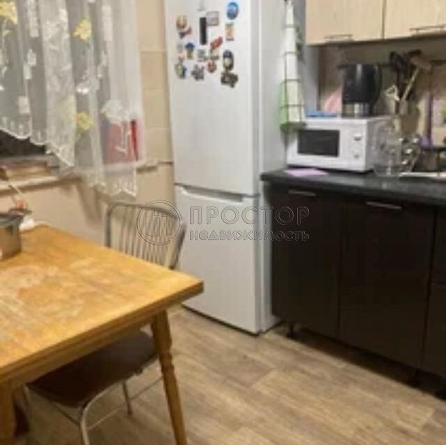 Продаётся комната в 3-комн. квартире, 17.9 м²