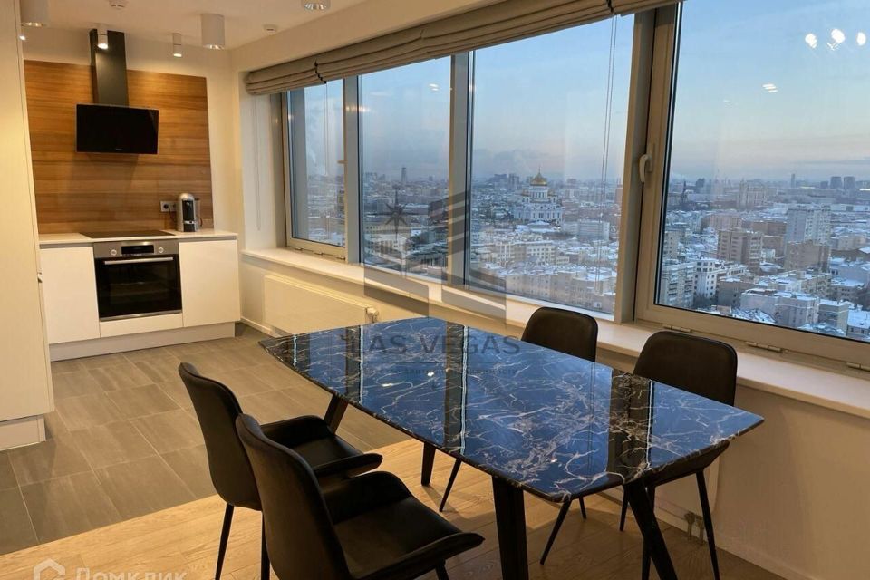 Сдаётся 3-комнатная квартира, 73 м²
