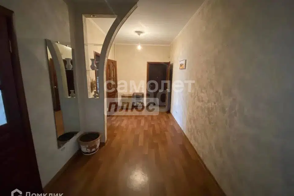 Продаётся 4-комнатная квартира, 87.8 м²