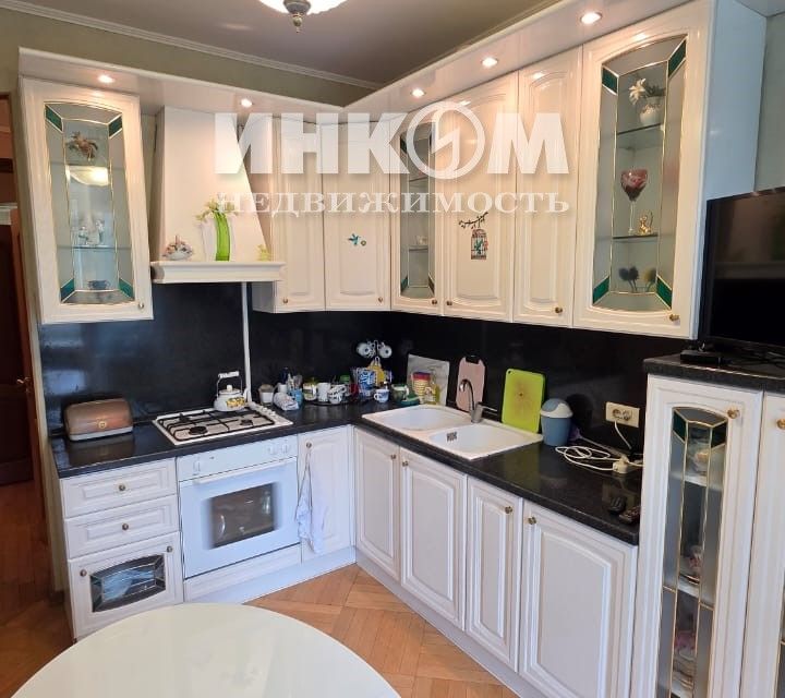 Сдаётся 1-комнатная квартира, 50 м²