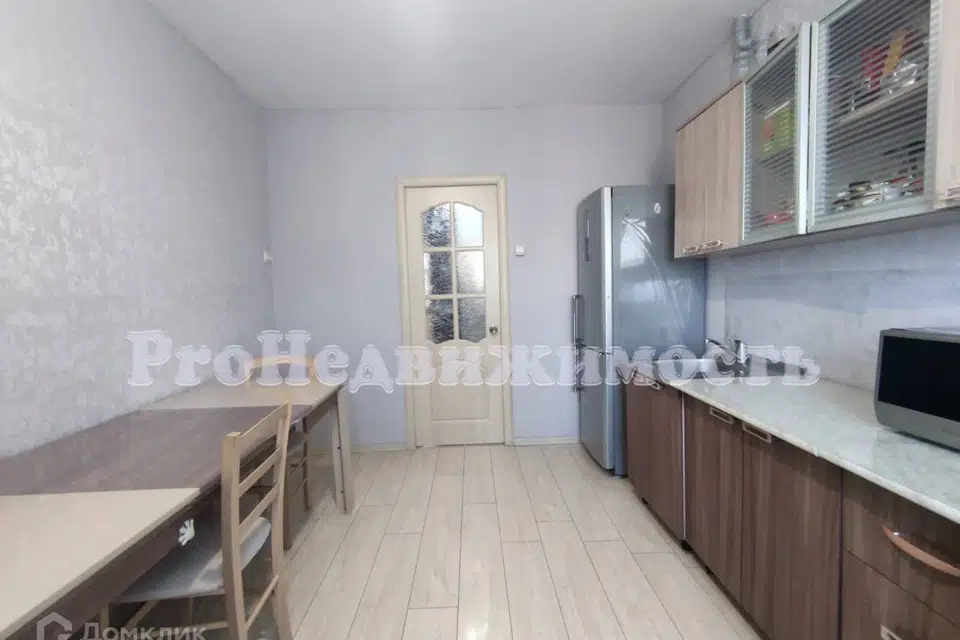 Продаётся 4-комнатная квартира, 80 м²
