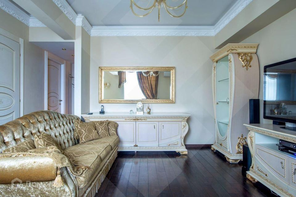 Продаётся 3-комнатная квартира, 77 м²