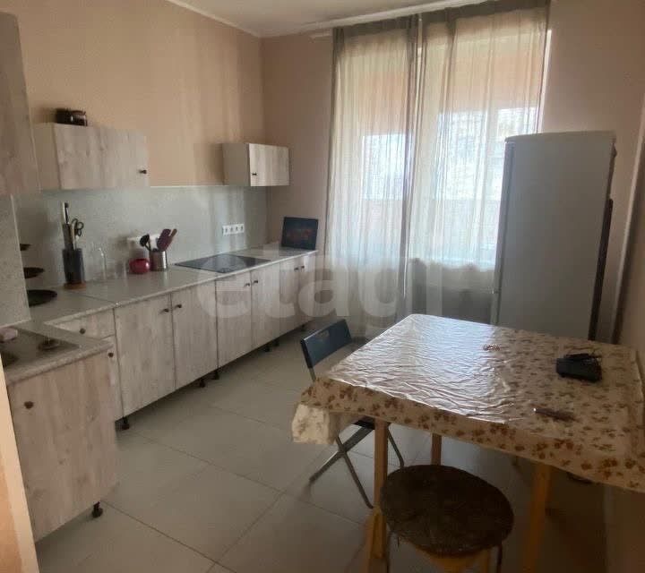 Сдаётся 2-комнатная квартира, 55 м²