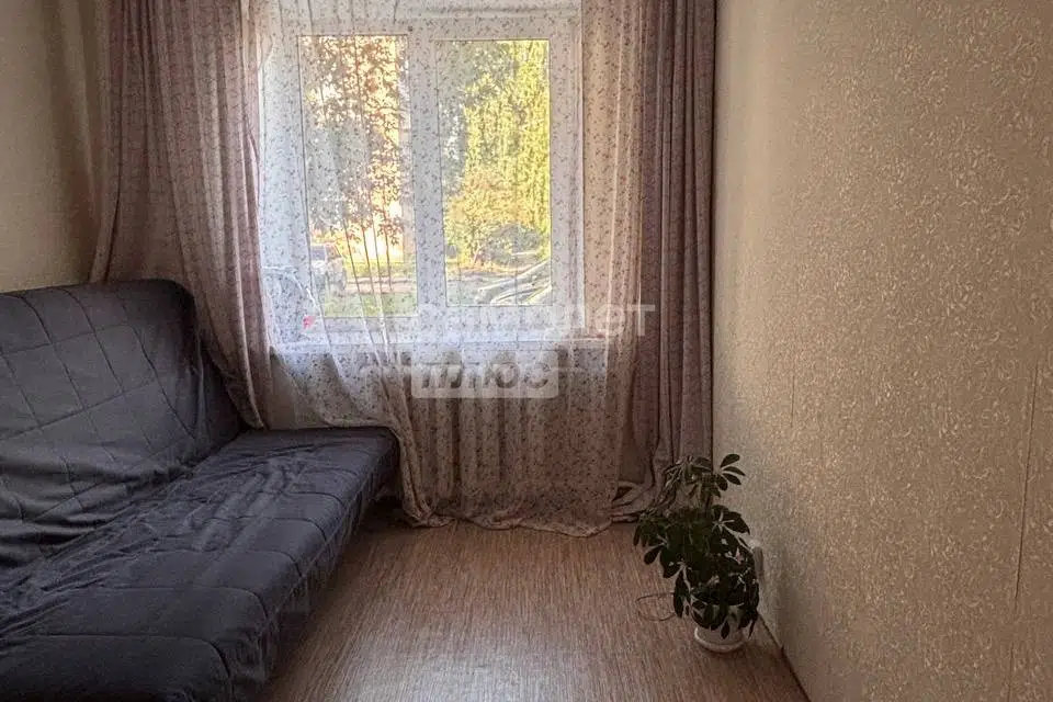Продаётся 3-комнатная квартира, 58.5 м²