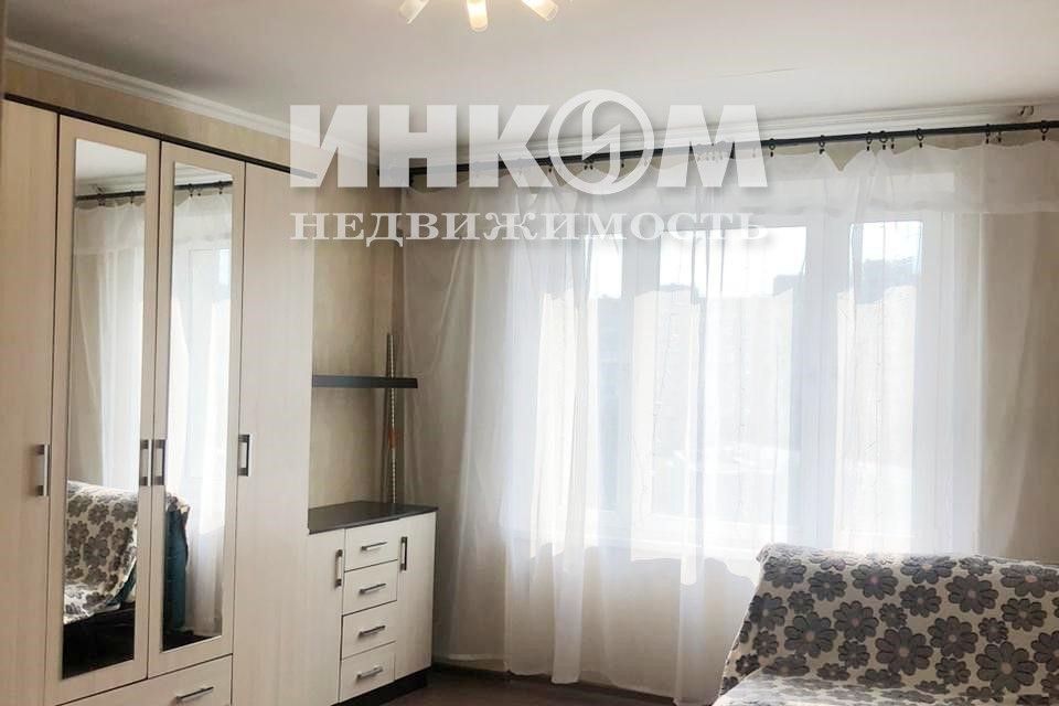 Сдаётся 1-комнатная квартира, 35 м²