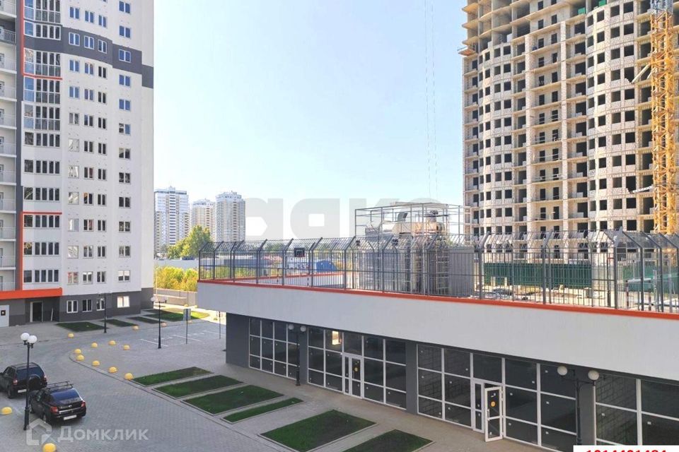 Продаётся 2-комнатная квартира, 79.8 м²