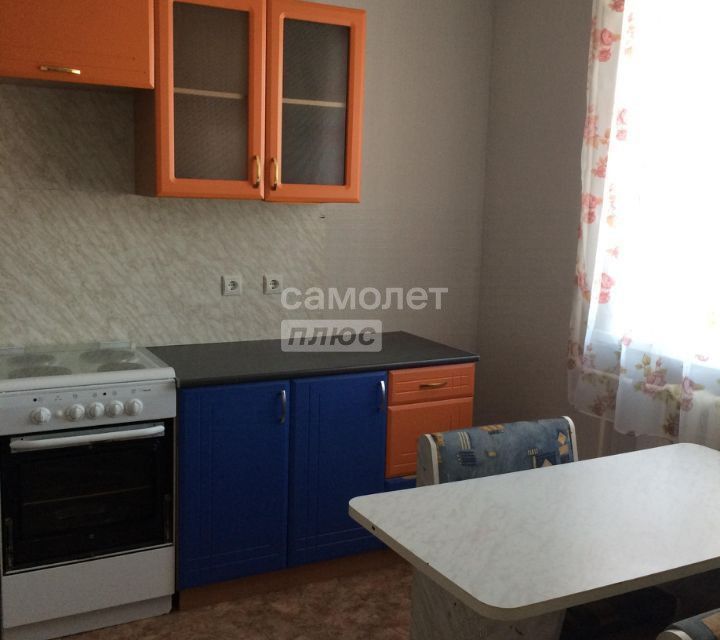 Продаётся 1-комнатная квартира, 41.8 м²