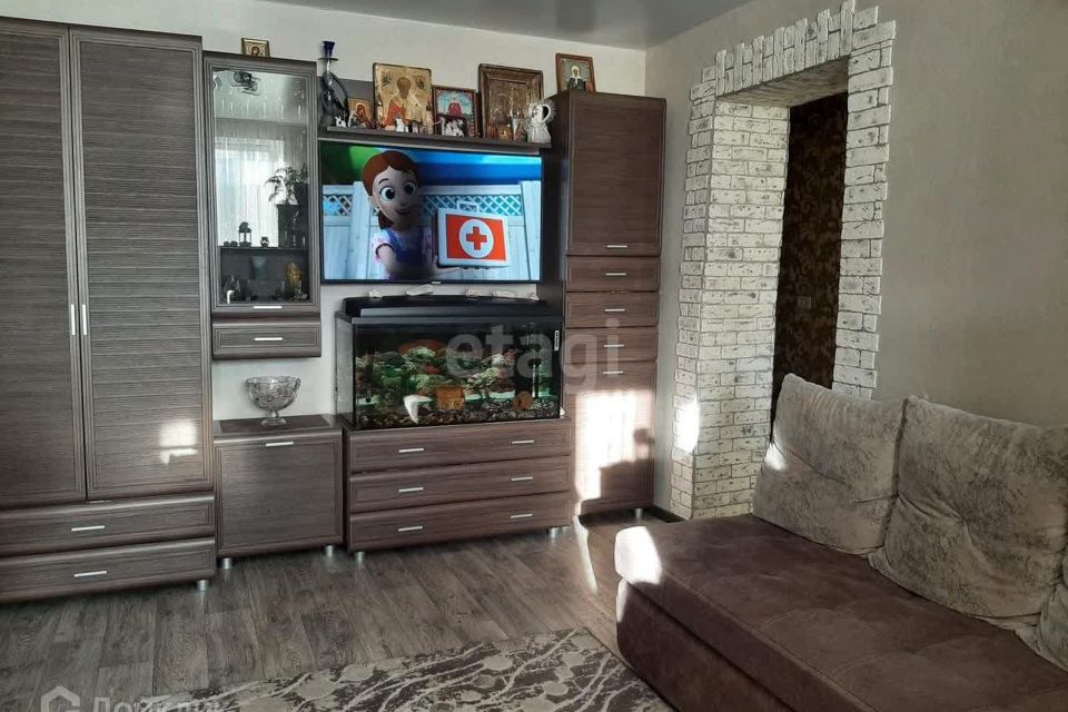 Продаётся 3-комнатная квартира, 60.7 м²