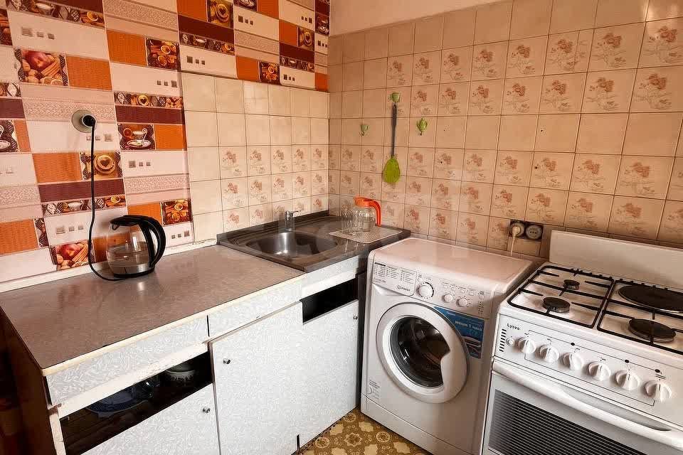 Продаётся 3-комнатная квартира, 65.1 м²