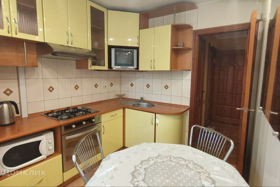 Продаётся 3-комнатная квартира, 65.8 м²