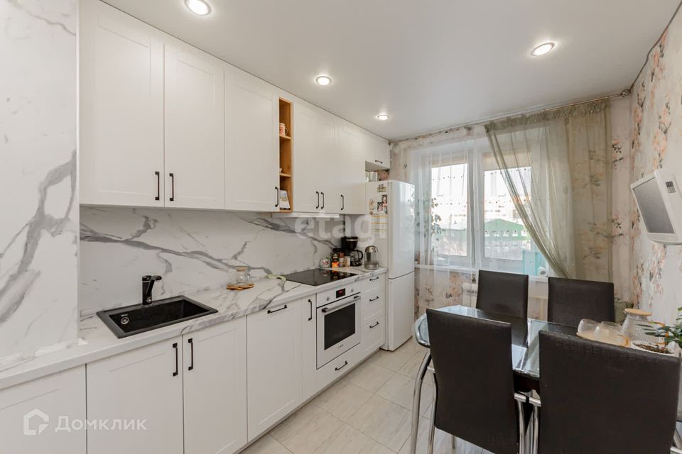 Продаётся 3-комнатная квартира, 65.9 м²