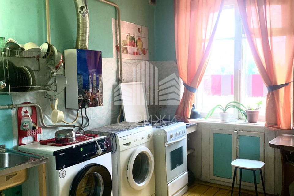 Продаётся комната в 4-комн. квартире, 10 м²