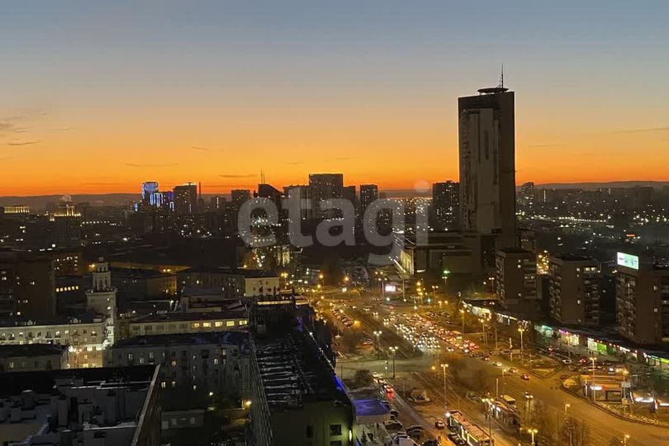 Продаётся 3-комнатная квартира, 91.8 м²