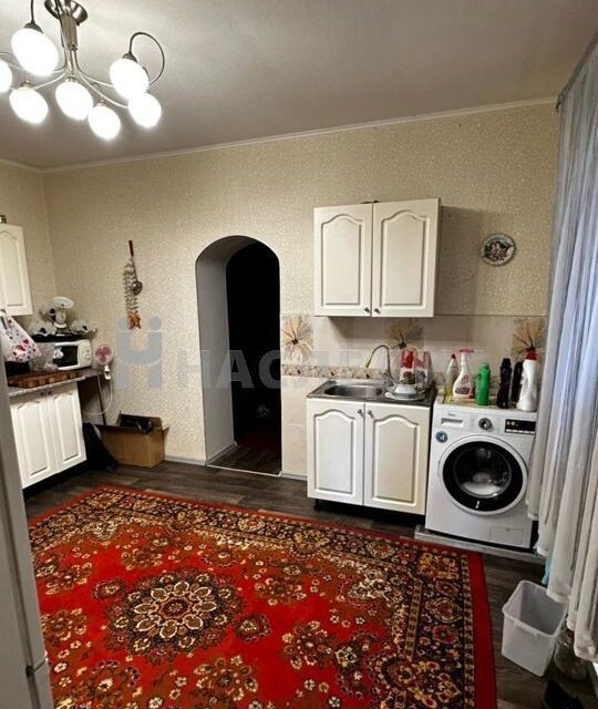 Продаётся 2-этажный дом, 400 м²