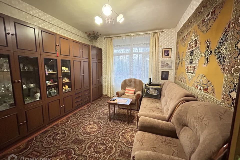 Продаётся 2-комнатная квартира, 57.5 м²