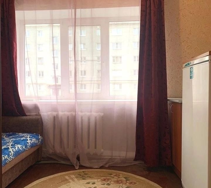 Авито великие луки недвижимость. Авито великий новгород однокомнатная квартира. Дом полигонная 1/1 оренбург. Корсунова 40 к 1 общежитие. Аренда жилья в великом новгороде.