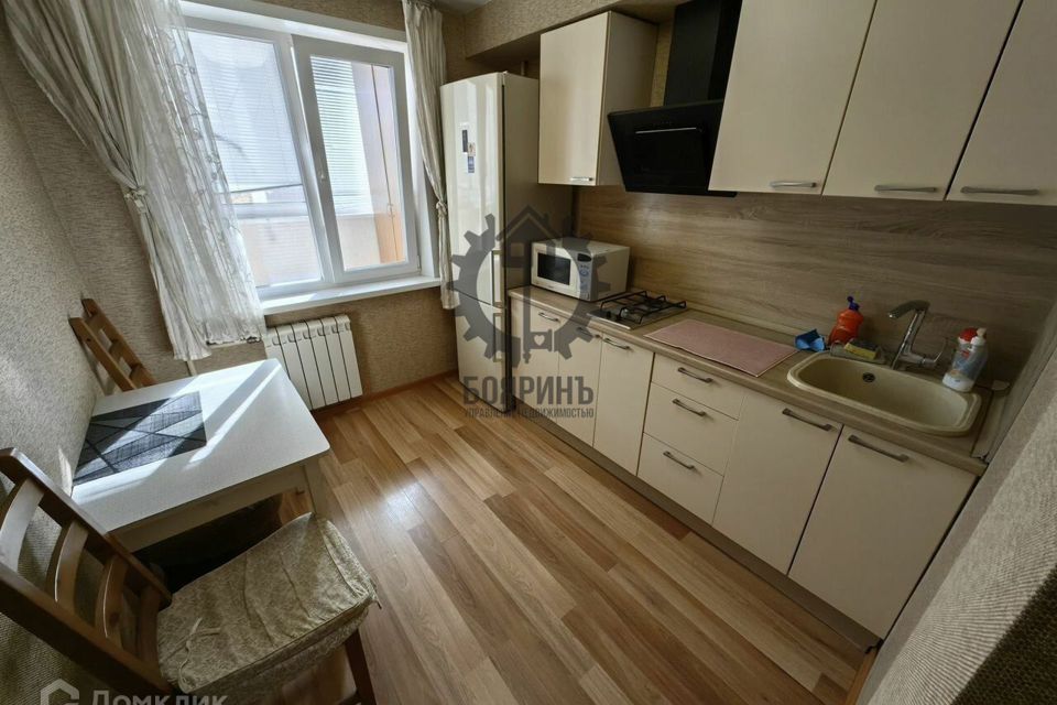 Сдаётся 1-комнатная квартира, 38 м²