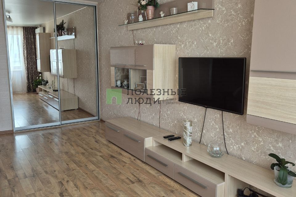 Продаётся 1-комнатная квартира, 38 м²