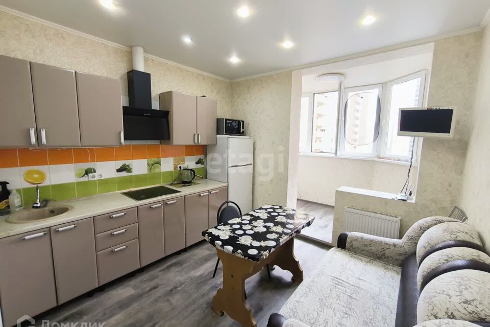 Продаётся 1-комнатная квартира, 38.1 м²