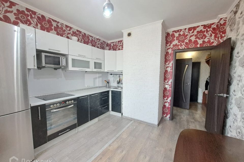 Продаётся 1-комнатная квартира, 42.1 м²
