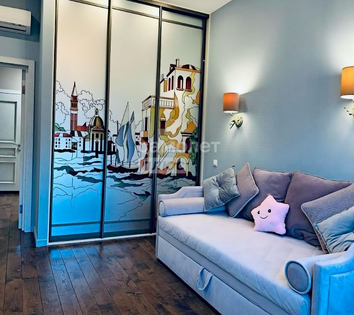 Продаётся 3-комнатная квартира, 89.5 м²
