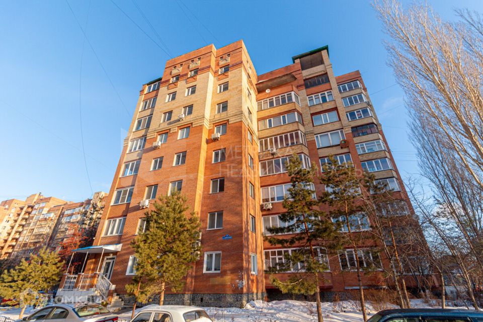 Продаётся 2-комнатная квартира, 66.4 м²