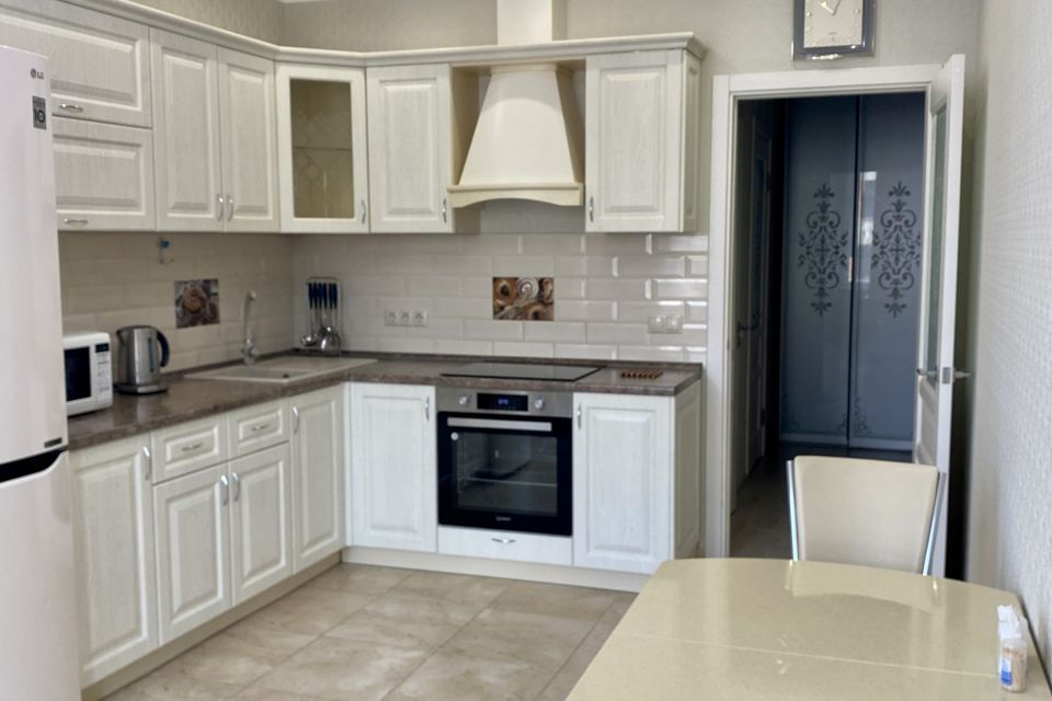 Сдаётся 1-комнатная квартира, 44 м²