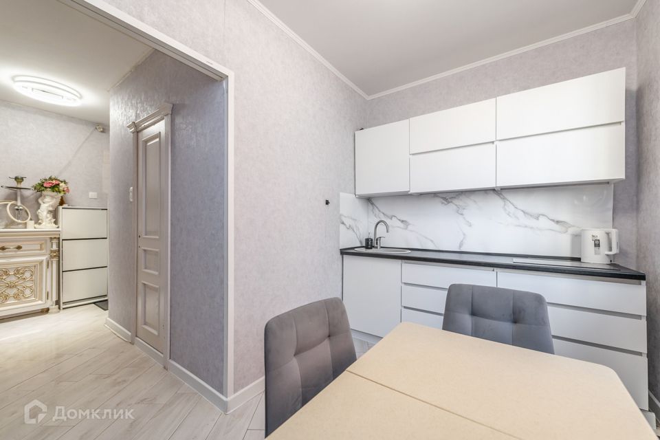 Продаётся 1-комнатная квартира, 38.5 м²