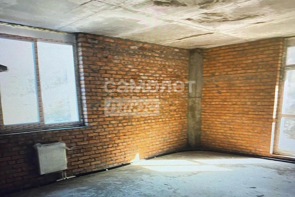 Продаётся 1-комнатная квартира, 37.9 м²