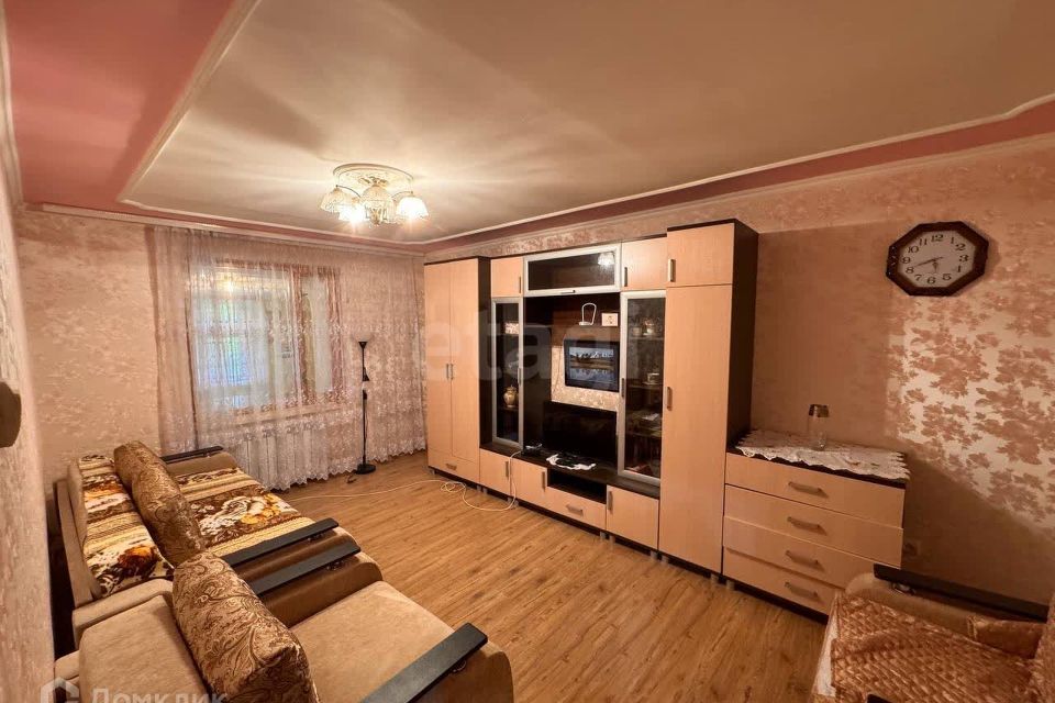 Продаётся 1-комнатная квартира, 39.9 м²