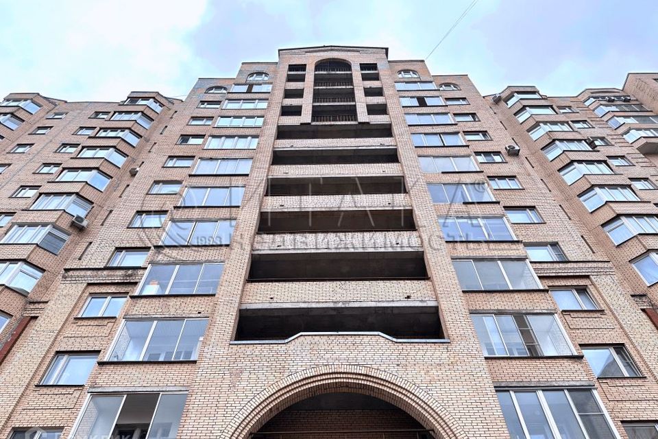 Продаётся 3-комнатная квартира, 103.9 м²