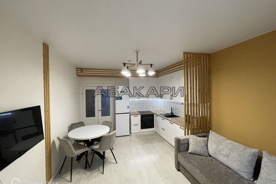 Сдаётся 3-комнатная квартира, 65 м²