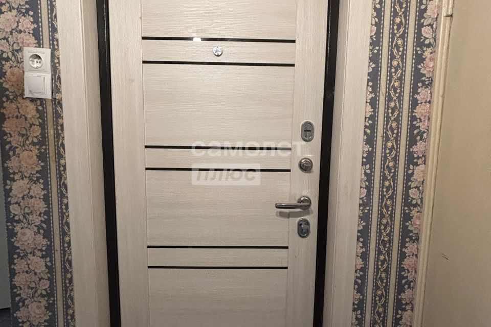 Продаётся 4-комнатная квартира, 71.3 м²