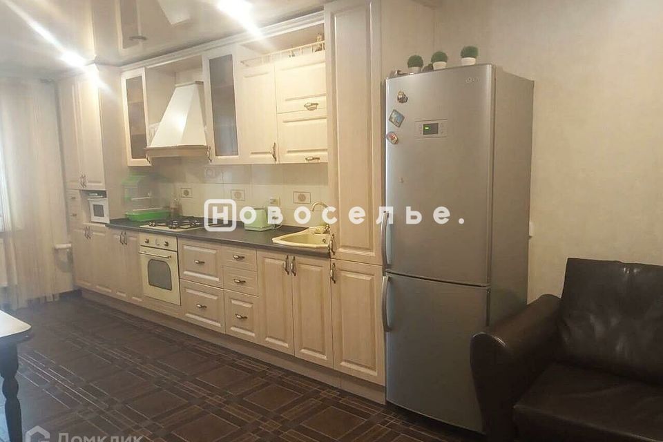 Продаётся 3-комнатная квартира, 103 м²