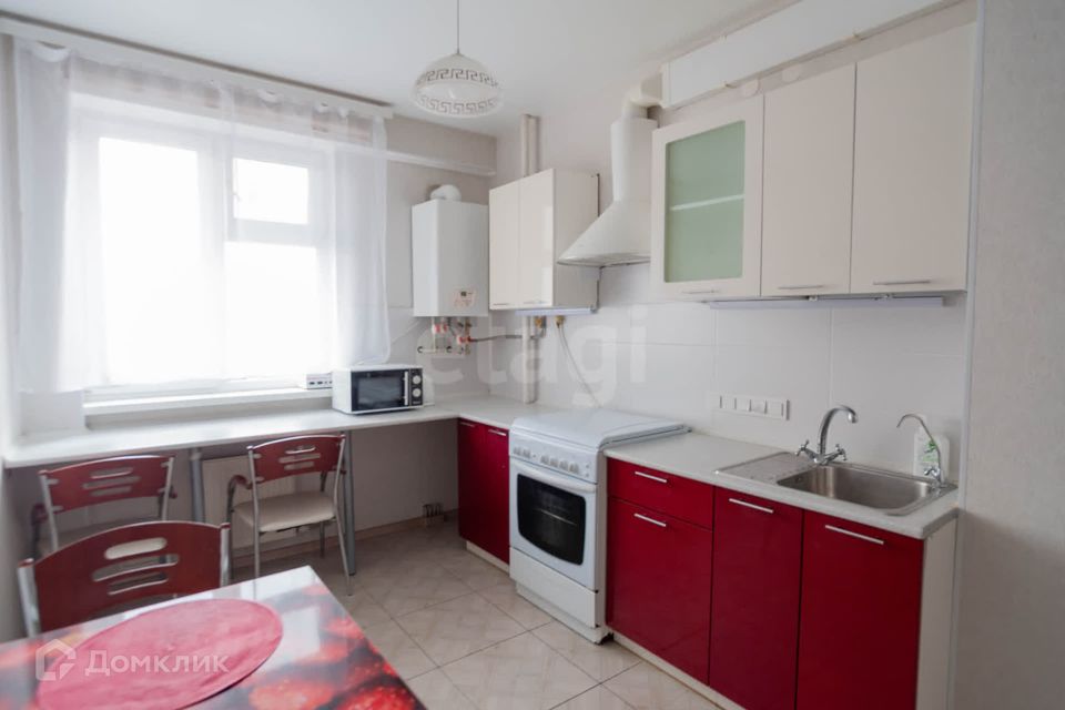Продаётся 1-комнатная квартира, 50.4 м²