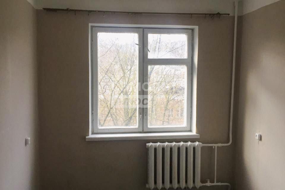 Продаётся 3-комнатная квартира, 57.3 м²