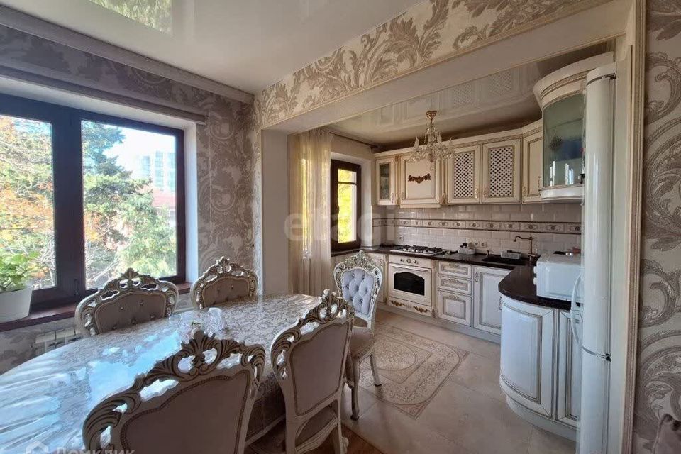 Продаётся 2-комнатная квартира, 44.1 м²