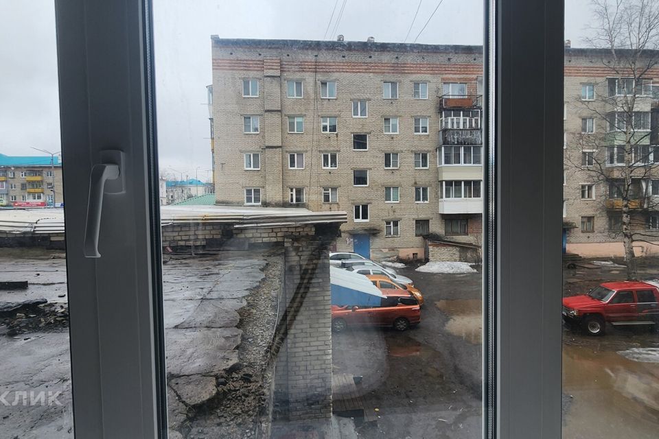 Продаётся 4-комнатная квартира, 61.7 м²