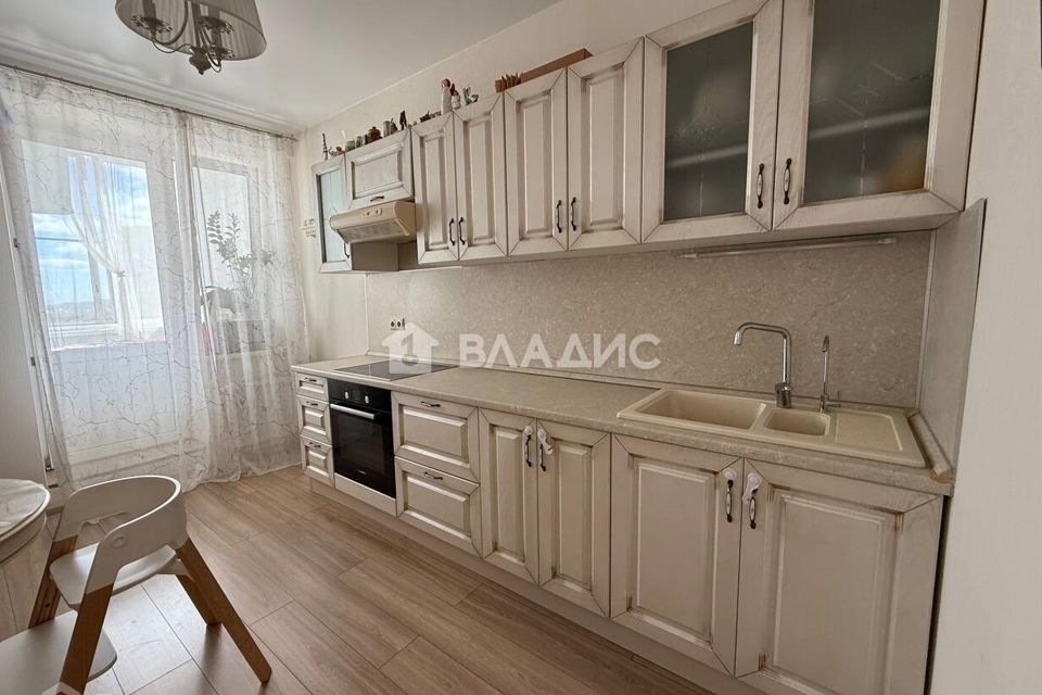 Продаётся 1-комнатная квартира, 37.2 м²