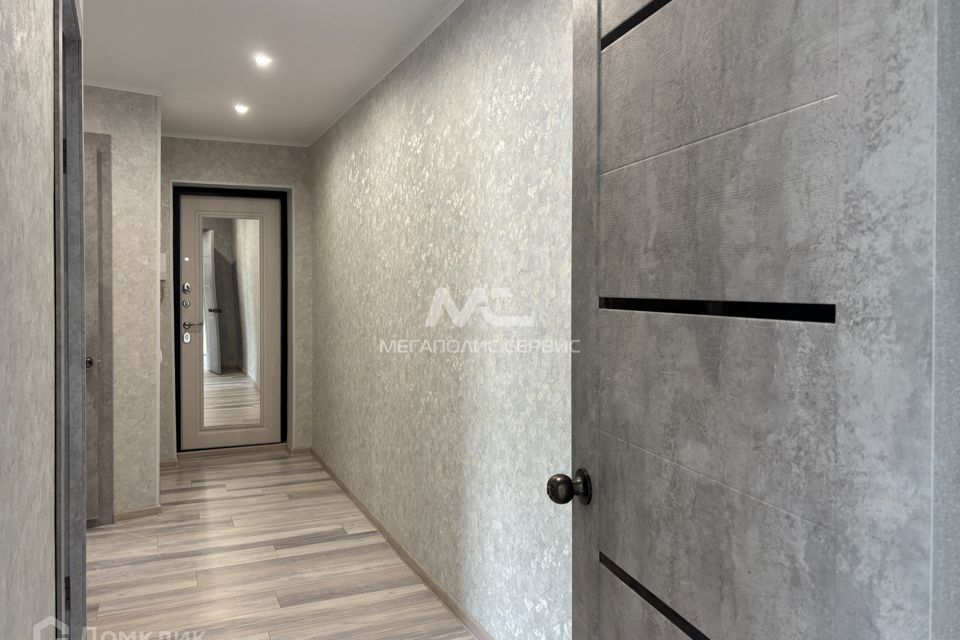 Продаётся 3-комнатная квартира, 57.6 м²
