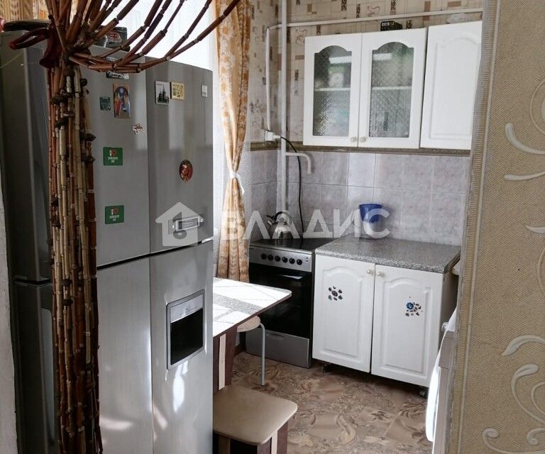 Продаётся 4-комнатная квартира, 68.8 м²