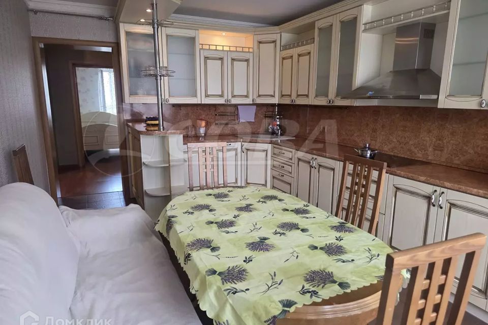 Сдаётся 3-комнатная квартира, 96 м²