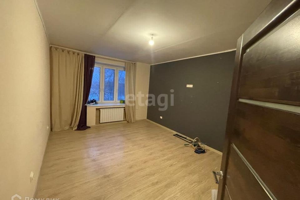 Продаётся 2-комнатная квартира, 76.3 м²
